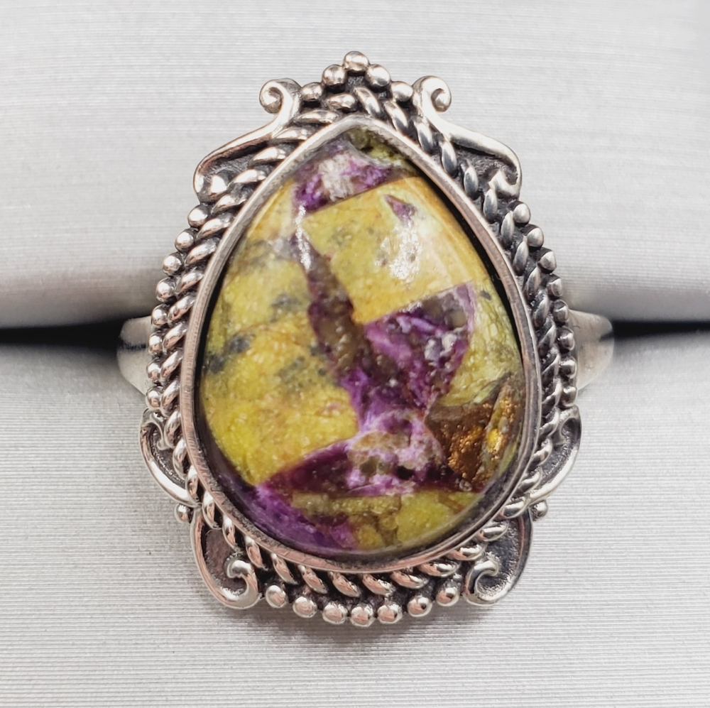 Pear Shaped Tasmanian Stichtite 925 Sterling Silver Artisan Statement Ring